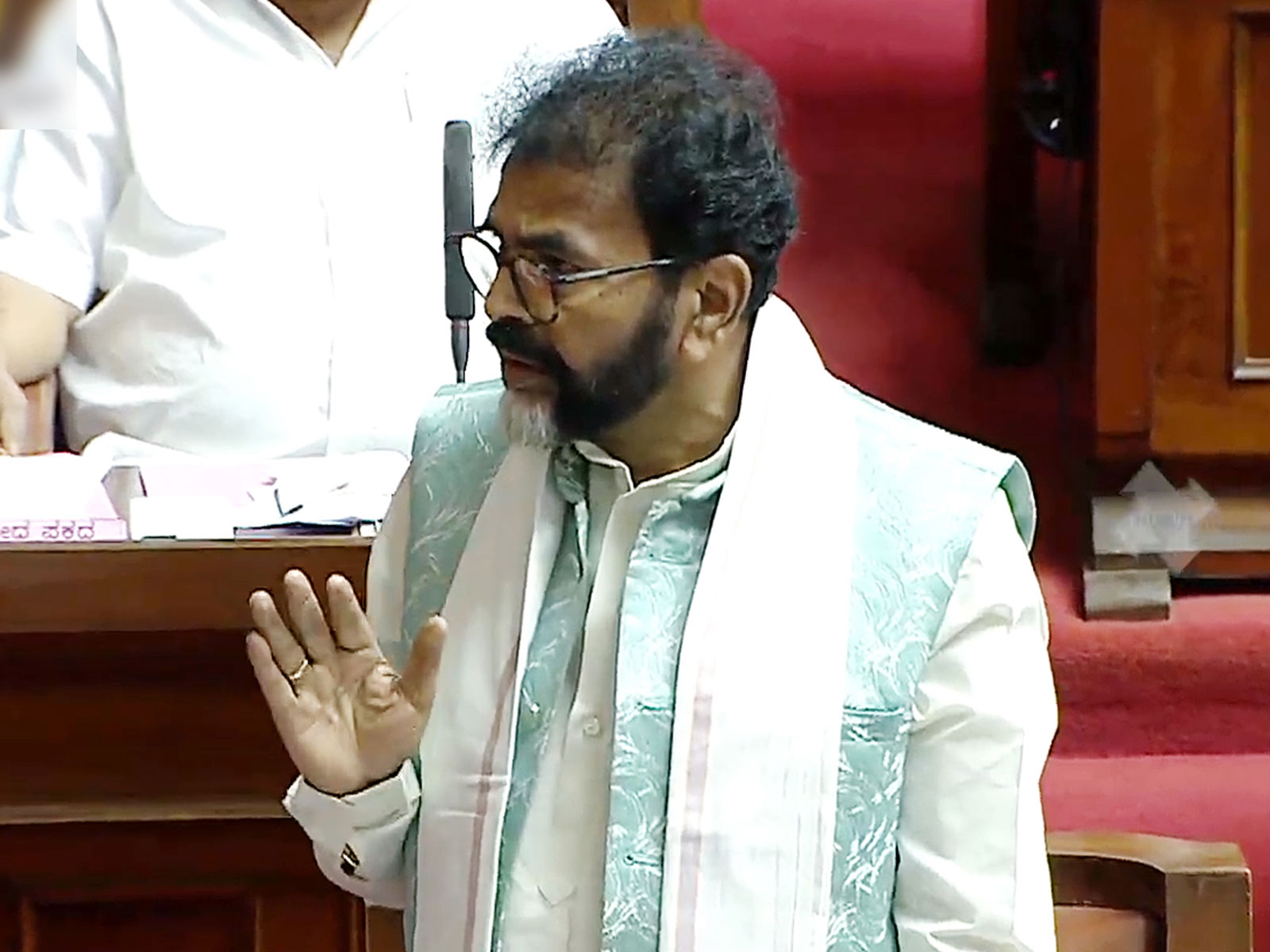 Karnataka Legislative Council LoP Chalavadi Narayanaswamy (File Photo: ANI) 