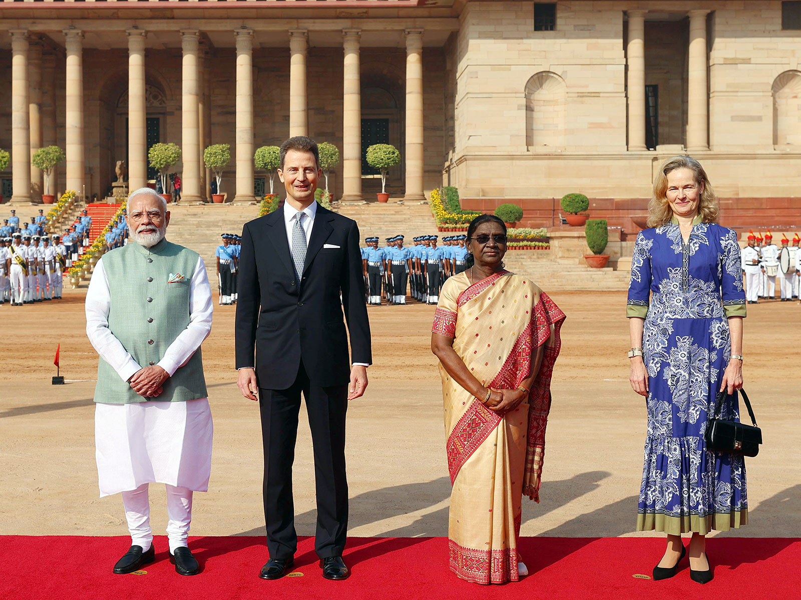 Liechtenstein Hereditary Prince Alois and his wife, Princess Sophie, pose for a photo with President Droupadi Murmu and Prime Minister Narendra Modi at a ceremonial reception at Rashtrapati Bhavan (Photo/ANI)