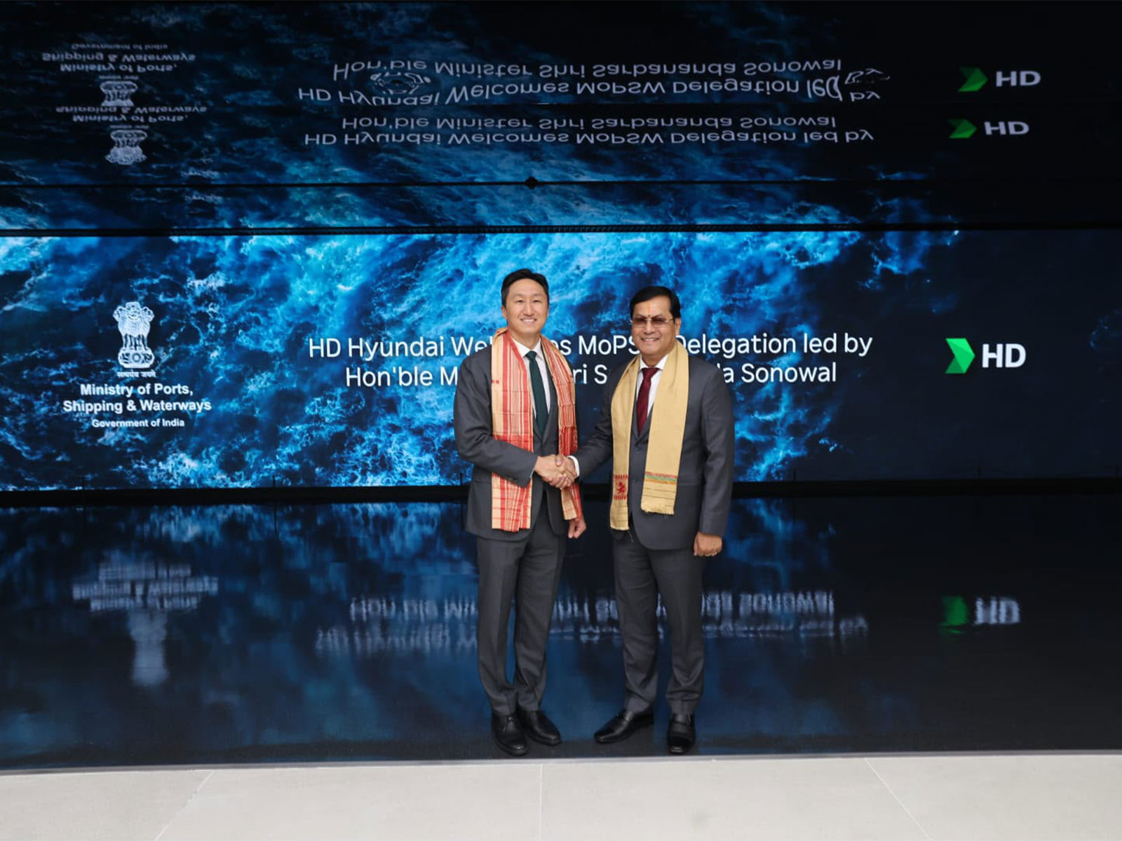 Union Minister of Ports, Shipping and Waterways, Sarbananda Sonowal, meets Chairman of HD Hyundai, Chung Ki-sun in Seoul (Photo/ANI)