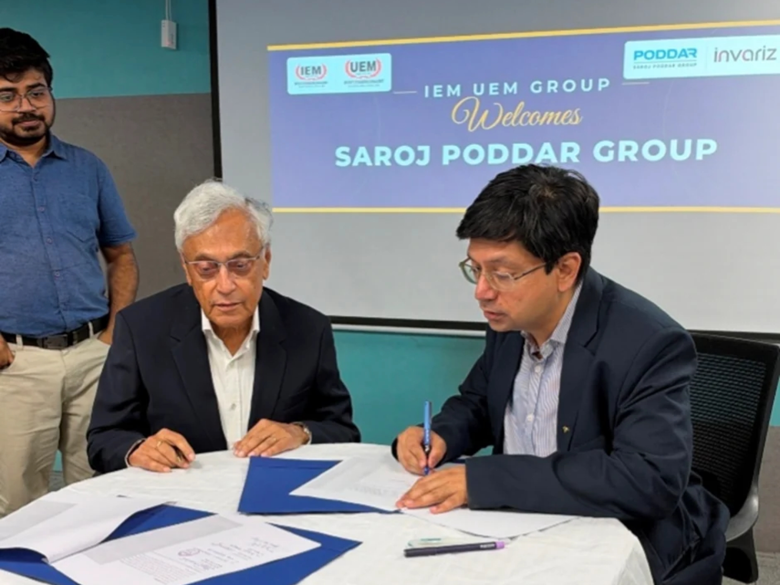 Strategic partnership to establish a Joint Centre of Excellence, advance AI research, drive industry innovation, foster faculty collaboration, and enhance student career opportunities.
