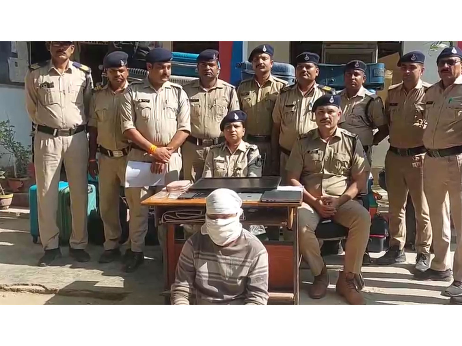 Accused in police custody (Photo/ANI)