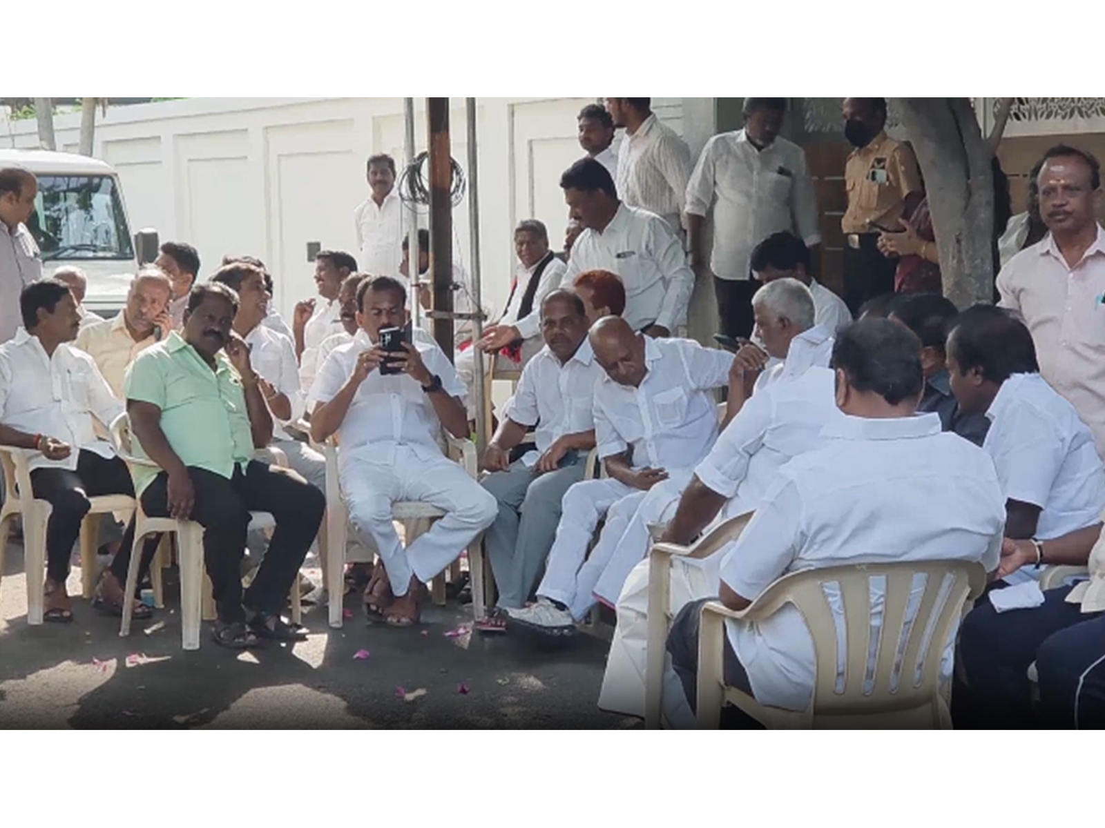  DMK cadres gathered outside former DMK minister K N Nehru's residence (Photo/ANI)