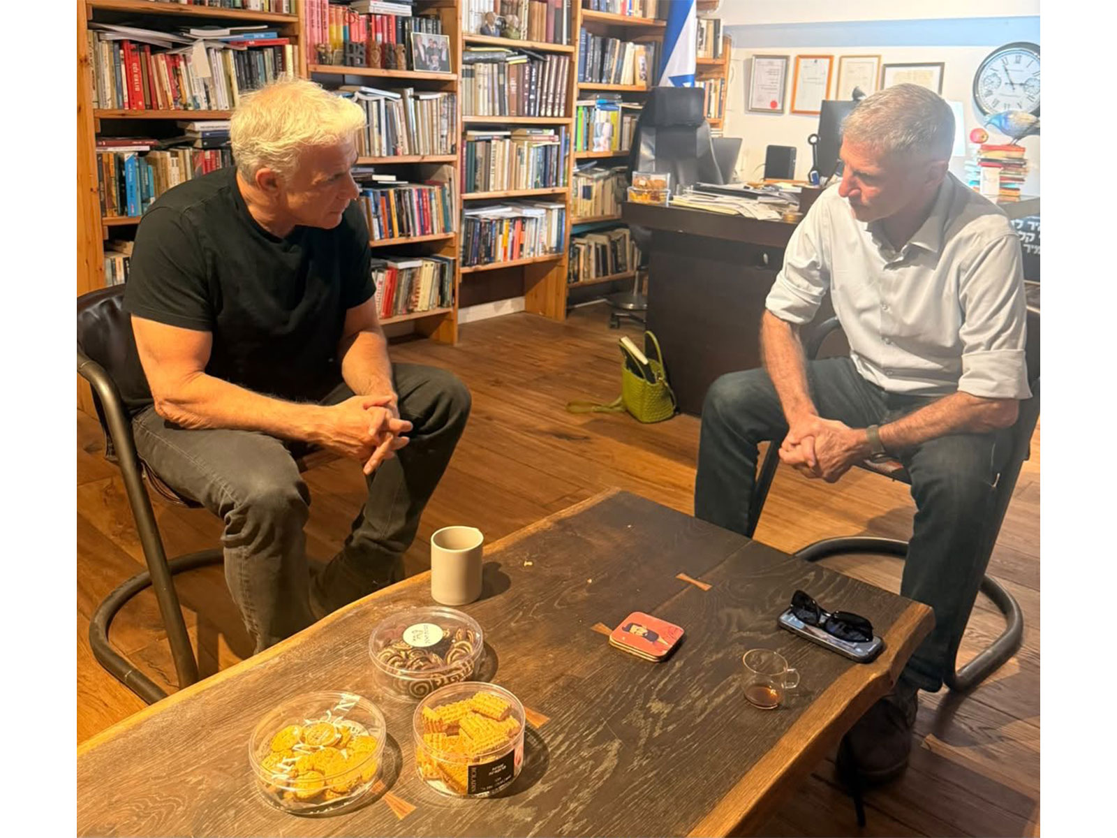 Chairman of Israel’s Democratic Party Yair Golan meets B'Yachad no. 2 Yair Lapid (Photo/@YairGolan1)