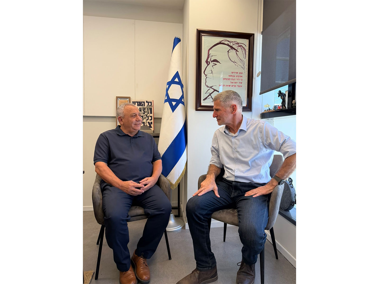 Chairman of Israel’s Democratic Party Yair Golan meets Yashar party chief Gadi Eisenkot (Photo/X/@YairGolan1))