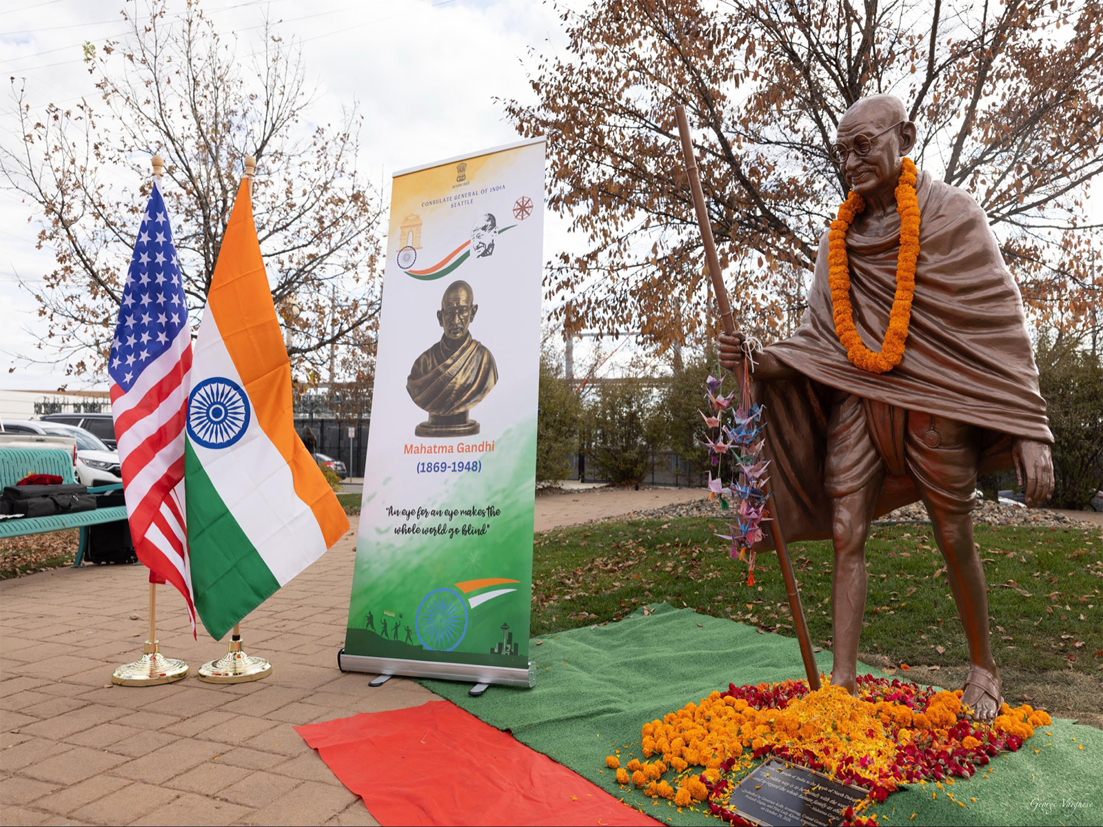  First-ever life-size statue of Mahatma Gandhi in North Dakota unveiled at Peace Park (Photo/X/@IndiainSeattle)