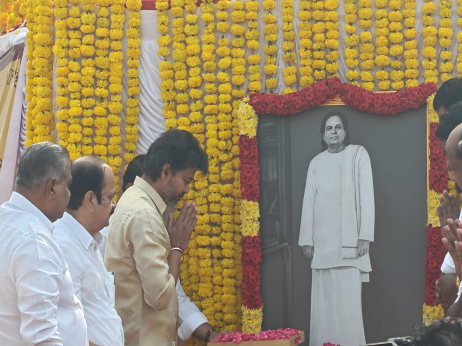 Tamil Nadu Chief Minister Joseph Vijay paying tribute to Pasumpon Muthuramalinga Thevar (Photo/ ANI)