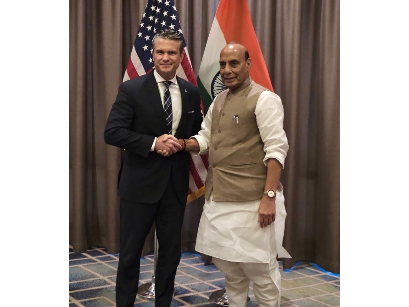 Defence Minister Rajanth Singh with US Secy of War Pete Hegseth (Photo/X/@rajnathsingh)