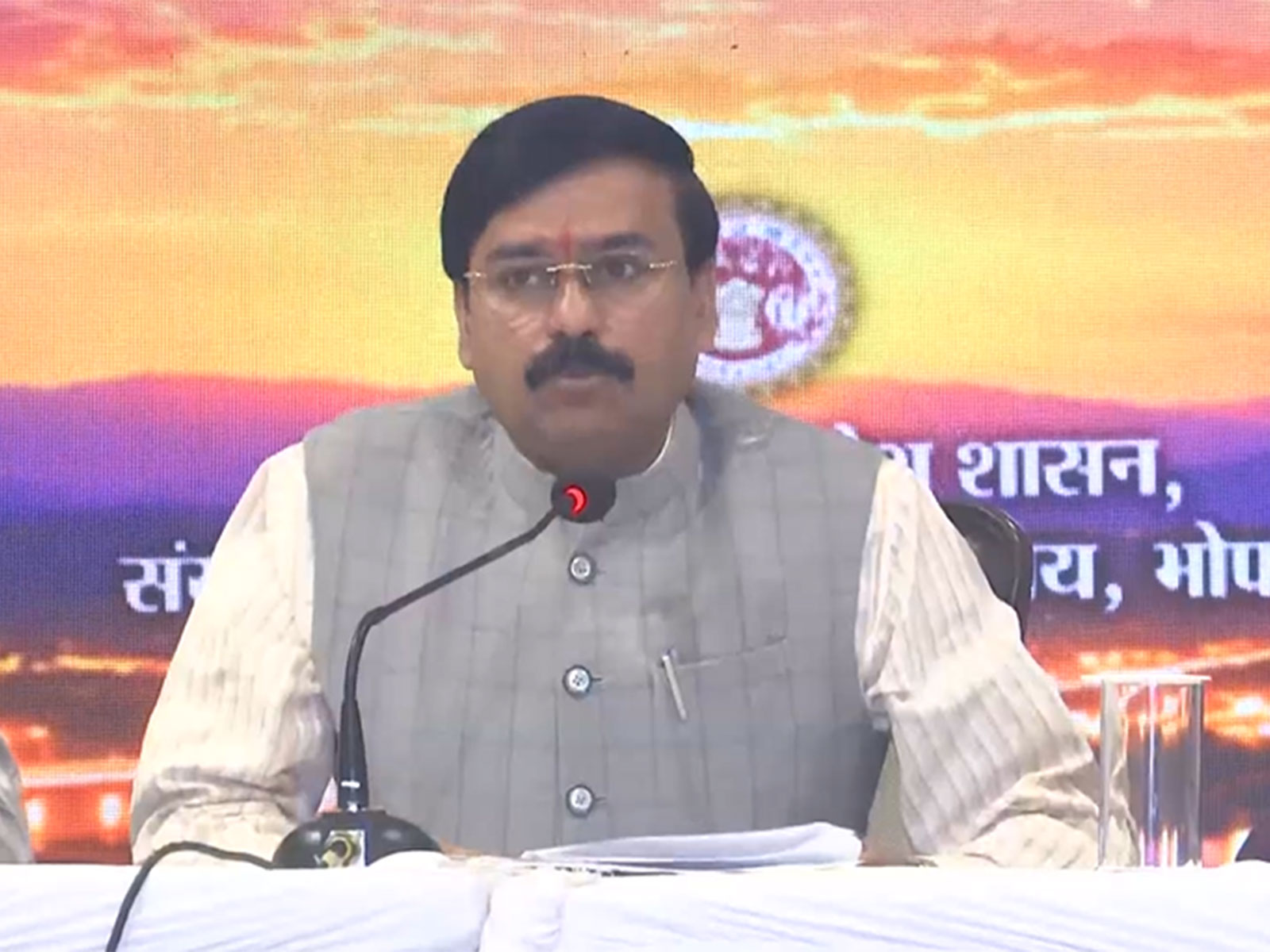 MP Minister Dharmendra Singh Lodhi addressing media about the 3-day ‘Rajyotsav’ (Photo/ANI)