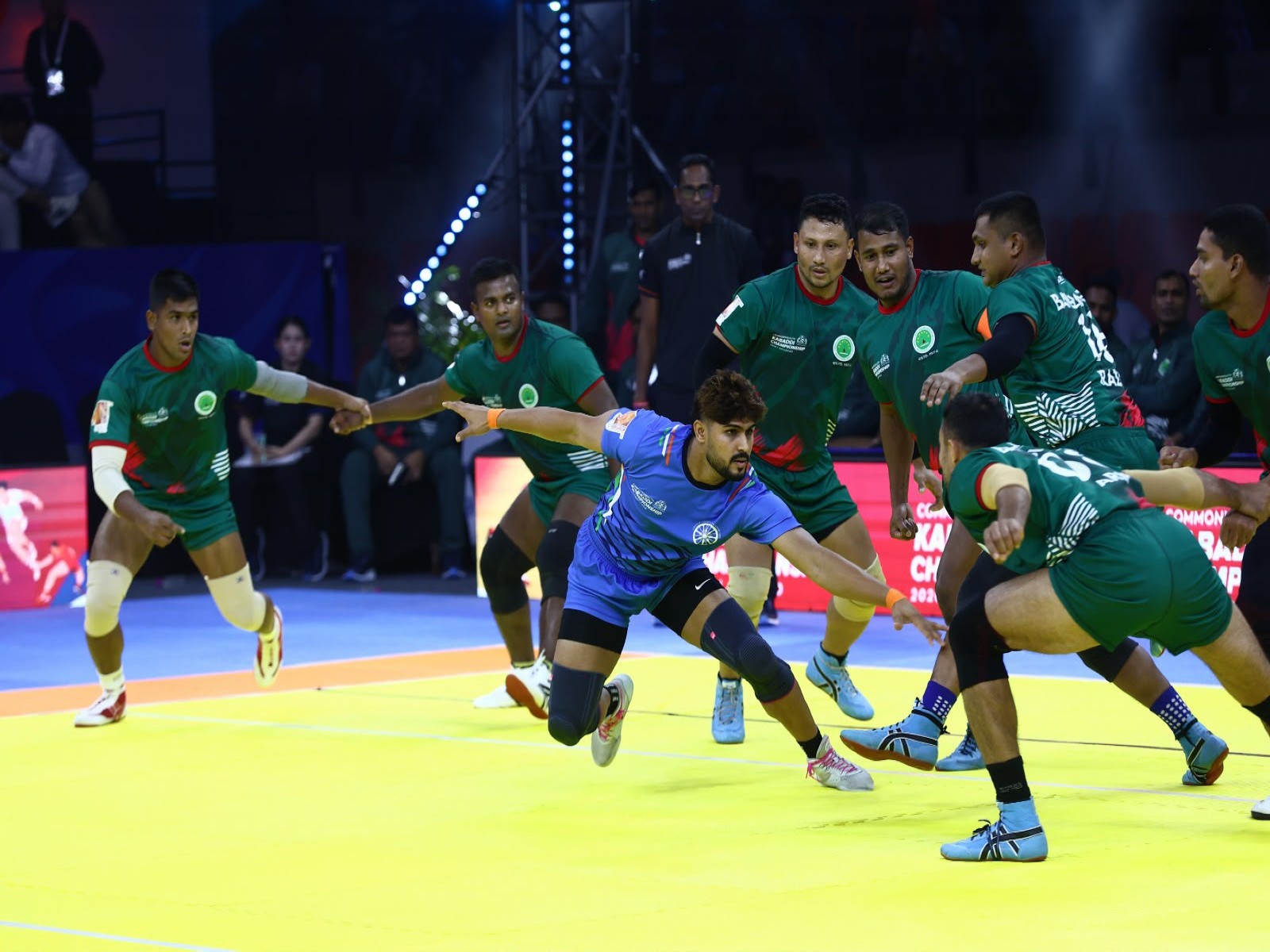 Indian men's kabaddi team in action against Bangladesh. (Photo:  Commonwealth Kabaddi Championship)