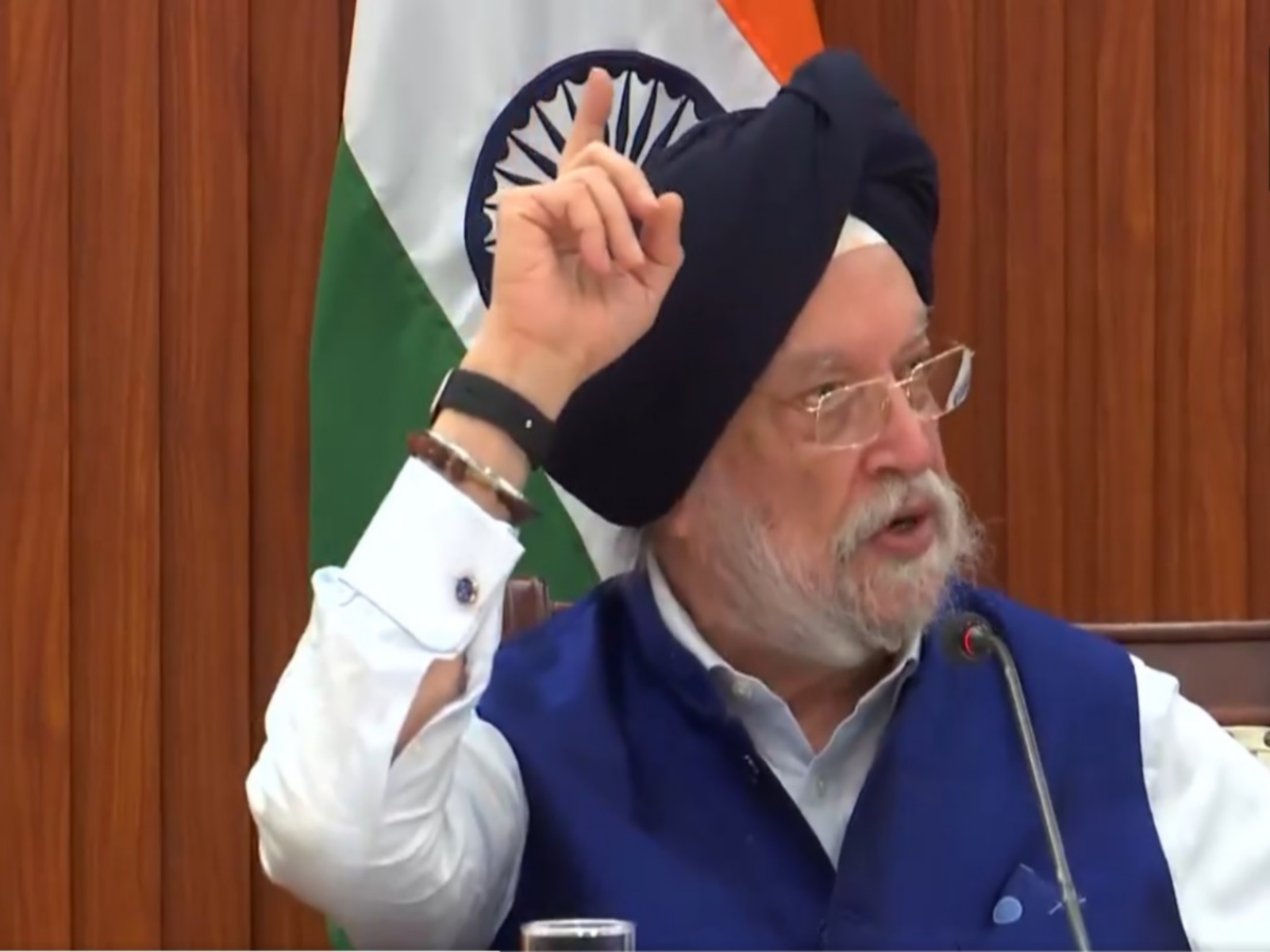 Union Minister Hardeep Singh Puri (Photo: ANI)
