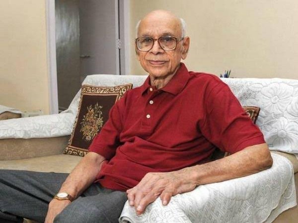 Bapu Nadkarni (Photo/Sachin Tendulkar Twitter) Bapu Nadkarni (Photo/Sachin Tendulkar Twitter)