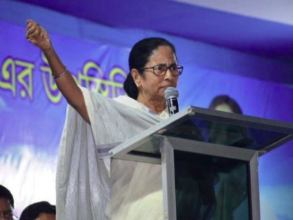 Chief Minister Mamata Banerjee while addressing a public rally in Siliguri (Photo/ANI) Chief Minister Mamata Banerjee while addressing a public rally in Siliguri (Photo/ANI)
