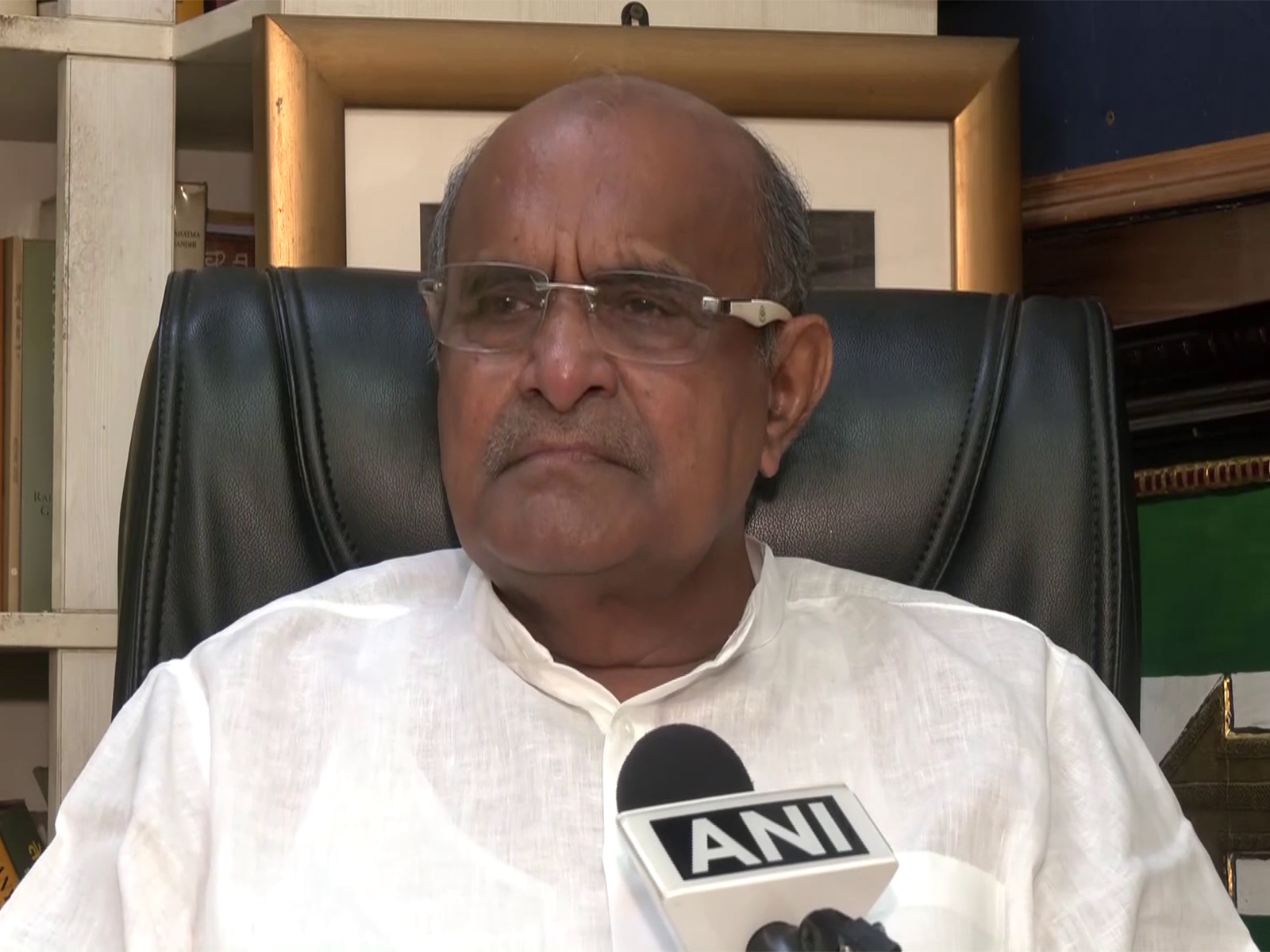 JD(U) leader KC Tyagi (Photo/ANI)