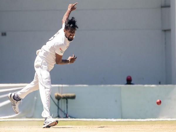 Sri Lanka pacer Suranga Lakmal in action against Zimbabwe (Photo/ Sri Lanka Cricket Twitter)