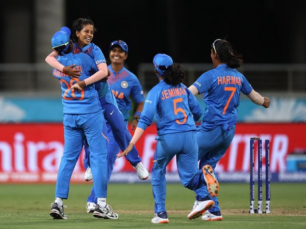 Indian women's cricket team (Photo/ T20 World Cup Twitter) Indian women's cricket team (Photo/ T20 World Cup Twitter)