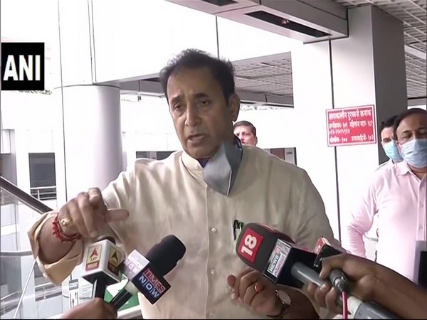 Maharashtra Home Minister Anil Deshmukh speaking to reporters on Thursday. Maharashtra Home Minister Anil Deshmukh speaking to reporters on Thursday.