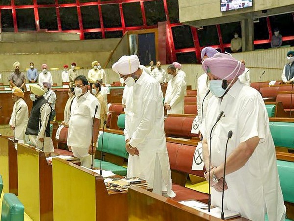 Punjab Budget Session 2021 of Vidhan Sabha, commencing on Monday, is likely to witness outrage from the opposition. Captain Amarinder Singh. 