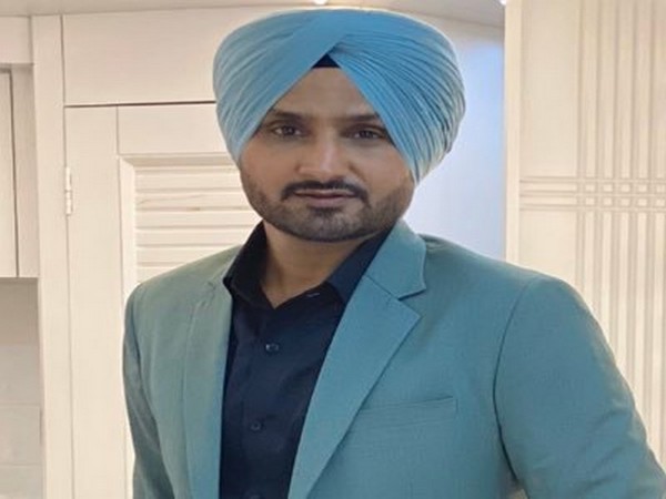 India spinner Harbhajan Singh (Photo/ Harbhajan Singh Twitter) India spinner Harbhajan Singh (Photo/ Harbhajan Singh Twitter)