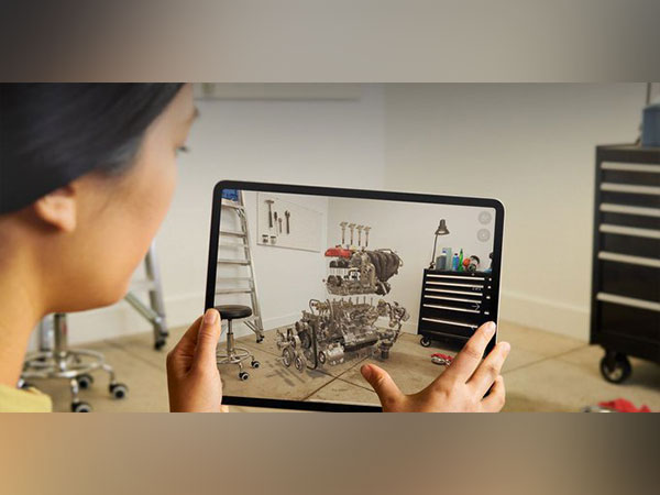 Apple's AR Glasses (Image Source: Twitter)