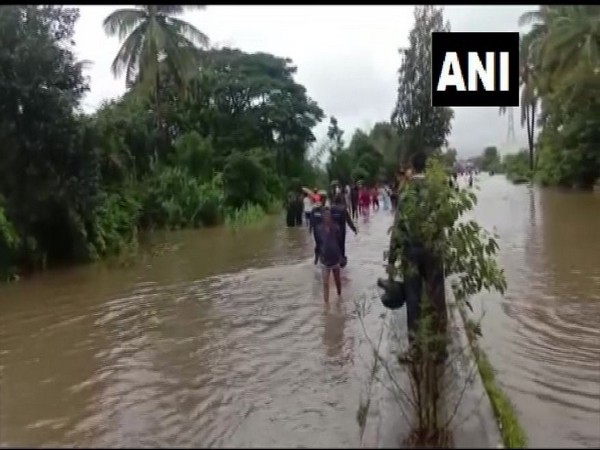 Authorities evacuate people from Pune's low-lying areas following heavy rain prediction