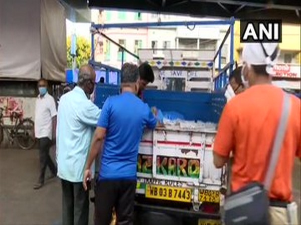 Newspaper distribution in Kolkata Newspaper distribution in Kolkata