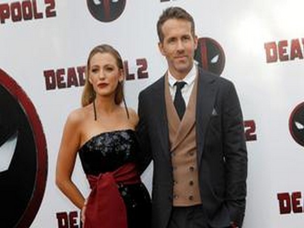 Actors Blake Lively and Ryan Reynolds Actors Blake Lively and Ryan Reynolds