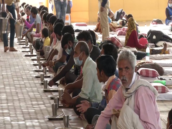 Ashram providing food to stranded workers amid lockdown Ashram providing food to stranded workers amid lockdown