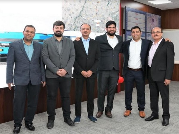 Team FarEye with key stakeholders from Hindustan Zinc Ltd. Team FarEye with key stakeholders from Hindustan Zinc Ltd.