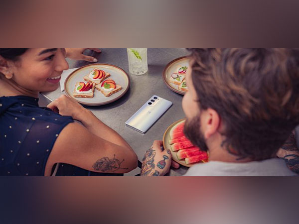 Motorola to unveil Razr 2022 and Edge X30 Pro on August 2