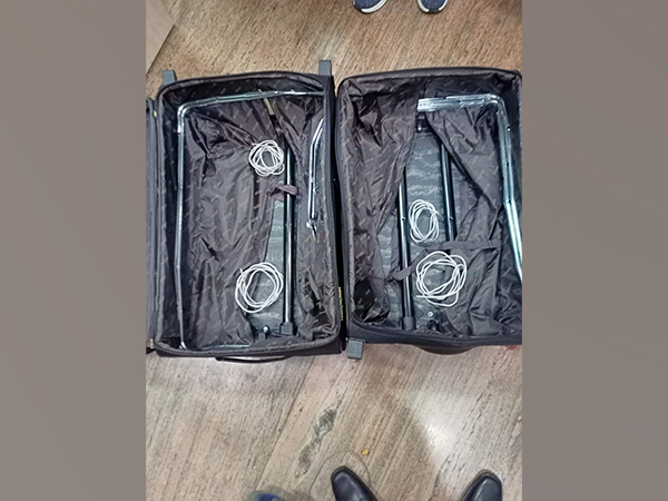 Smuggled gold seized at Jaipur International Airport Smuggled gold seized at Jaipur International Airport