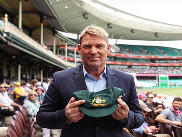 Shane Warne to auction Baggy Green cap to raise fund for Australia bushfire victims