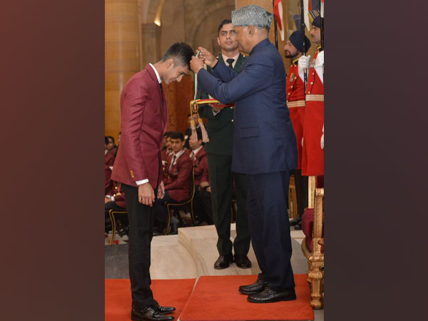 Yash Aradhya being awarded the Pradhan Mantri Rashtriya Bal Puraskar by President Ram Nath Kovind. (Photo/ Ministry of WCD Twitter) Yash Aradhya being awarded the Pradhan Mantri Rashtriya Bal Puraskar by President Ram Nath Kovind. (Photo/ Ministry of WCD Twitter)