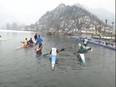 Players in Srinagar practice in frozen Dal lake ahead of national championship - Vimarsana News