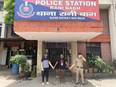 Fraudster held in Delhi for duping people with promise of roles in movies by big banner firm - Vimarsana News
