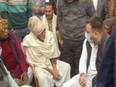 Tejashwi Yadav meets kin of slain IndiGo manager Rupesh Singh in Chhapra - Vimarsana News