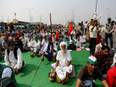 Samyukt Kisan Morcha calls to observe May 26 as Black Day for democracy - Vimarsana News