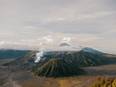 Study reveals volcanic eruptions may have created first 'whiffs' of oxygen in atmosphere - Vimarsana News