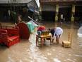 14 killed, 2,45,000 affected due to heavy rains in Sri Lanka - Vimarsana News