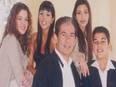 Kim Kardashian remembers father Robert on birth anniversary, shares priceless throwback pic - Vimarsana News