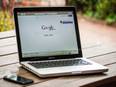 Google enables black mode for its search engine on desktop - Vimarsana News