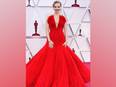 Oscars 2021 red carpet: Amanda Seyfried stuns in plunging red gown - Vimarsana News