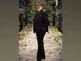 Big B looks dapper in black, pens lines from father Harivansh Rai Bachchan's 'Madhushala' - Vimarsana News