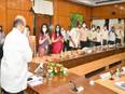 Karnataka Chief Minister inaugurates 11 branches of Axis Bank, Digitally - Vimarsana News