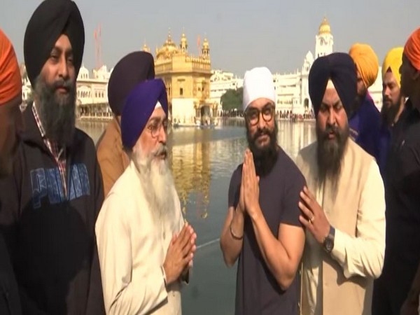 Aamir Khan at the Golden Temple in Amritsar, Punjab, on Saturday. Photo/ANI Aamir Khan at the Golden Temple in Amritsar, Punjab, on Saturday. Photo/ANI