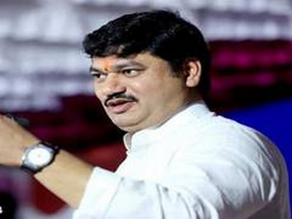 Maharashtra Minister Dhananjay Munde (File photo) Maharashtra Minister Dhananjay Munde (File photo)