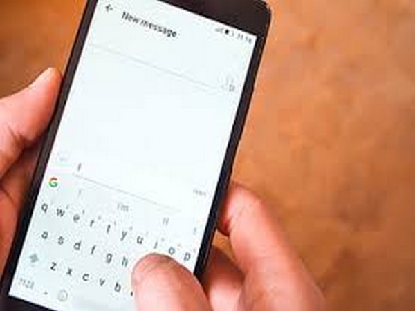 Text messaging can improve access to prenatal health information, suggests study