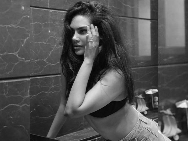 Esha Gupta sizzles in steamy Saturday posts