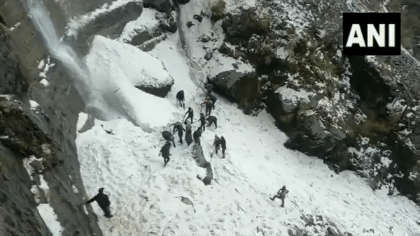 7 persons killed in Sikkim avalanche, rescue ops underway - Vimarsana News