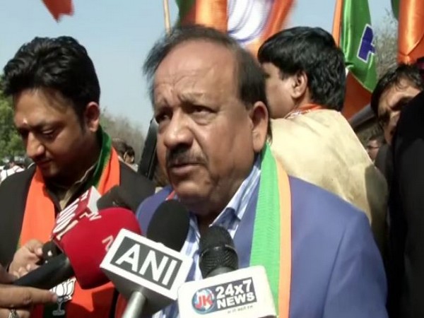 Union Health Minister Harsh Vardhan talking to reporters in New Delhi on Sunday Union Health Minister Harsh Vardhan talking to reporters in New Delhi on Sunday