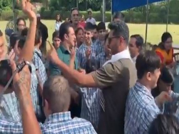 A still from the video (Image Courtesy: Instagram) A still from the video (Image Courtesy: Instagram)